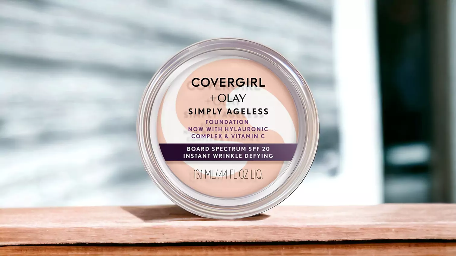 Covergirl Simply Ageless Instant Wrinkle Defying Foundation