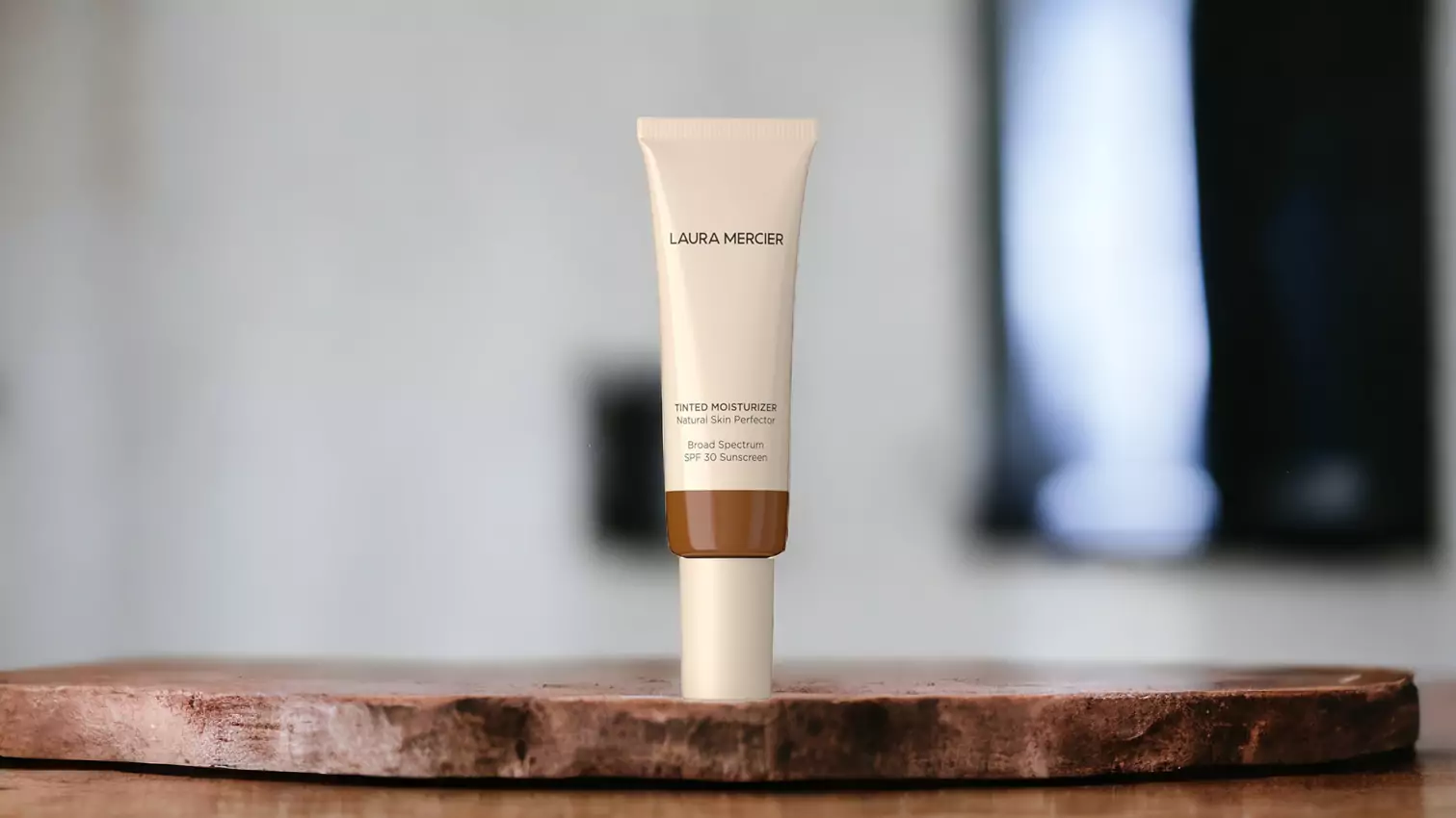 Laura Mercier Tinted Moisturizer Sheer Glow