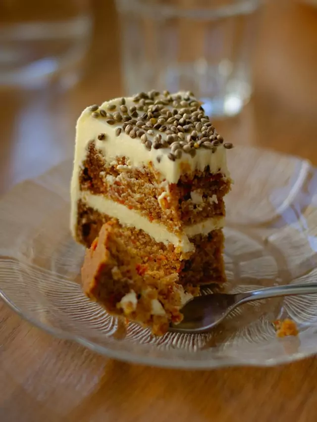 8 Homemade Cakes That Everyone Should Bake At Least Once